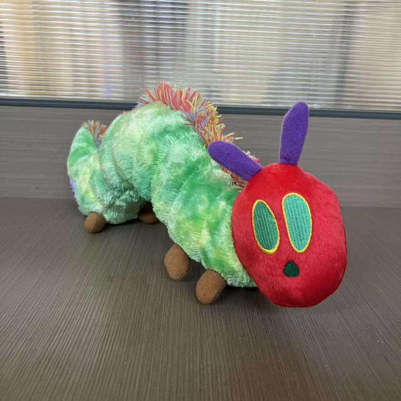 Brinquedo de Pelúcia Lagarta V - Kids Toys Very avaliação e preço